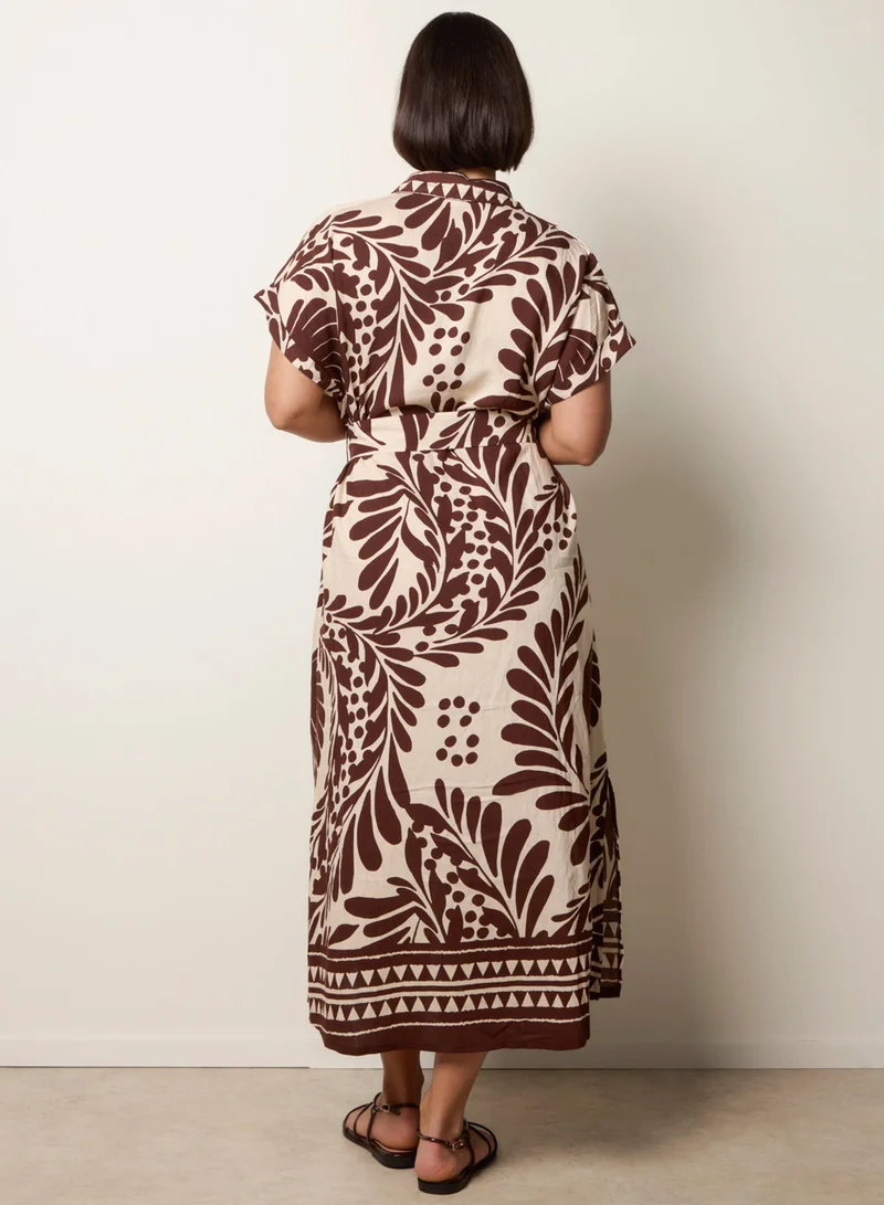 بلو فانيلا Tropical Leaf Print Belted Shirt Dress